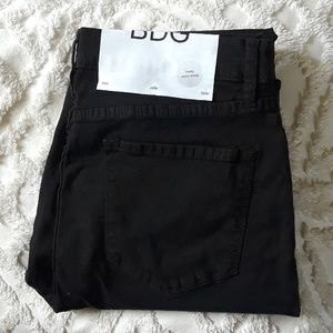 BDG High-Rise Twig black skinny jeans NWT